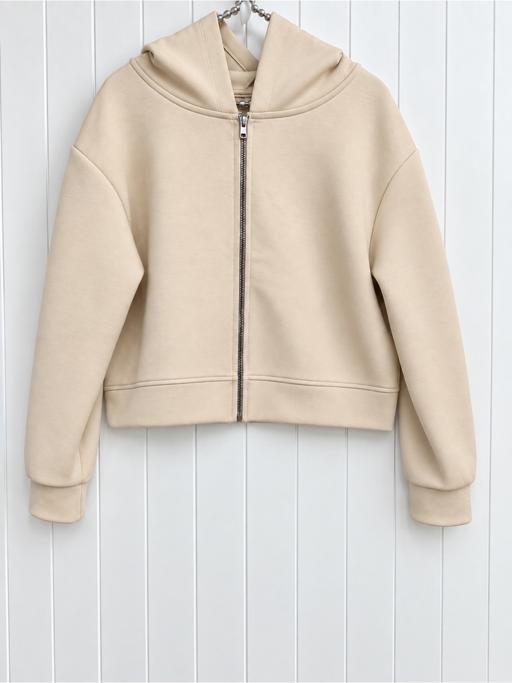 A New Day Cream Full Zip Cropped Hoodie
Large NWT